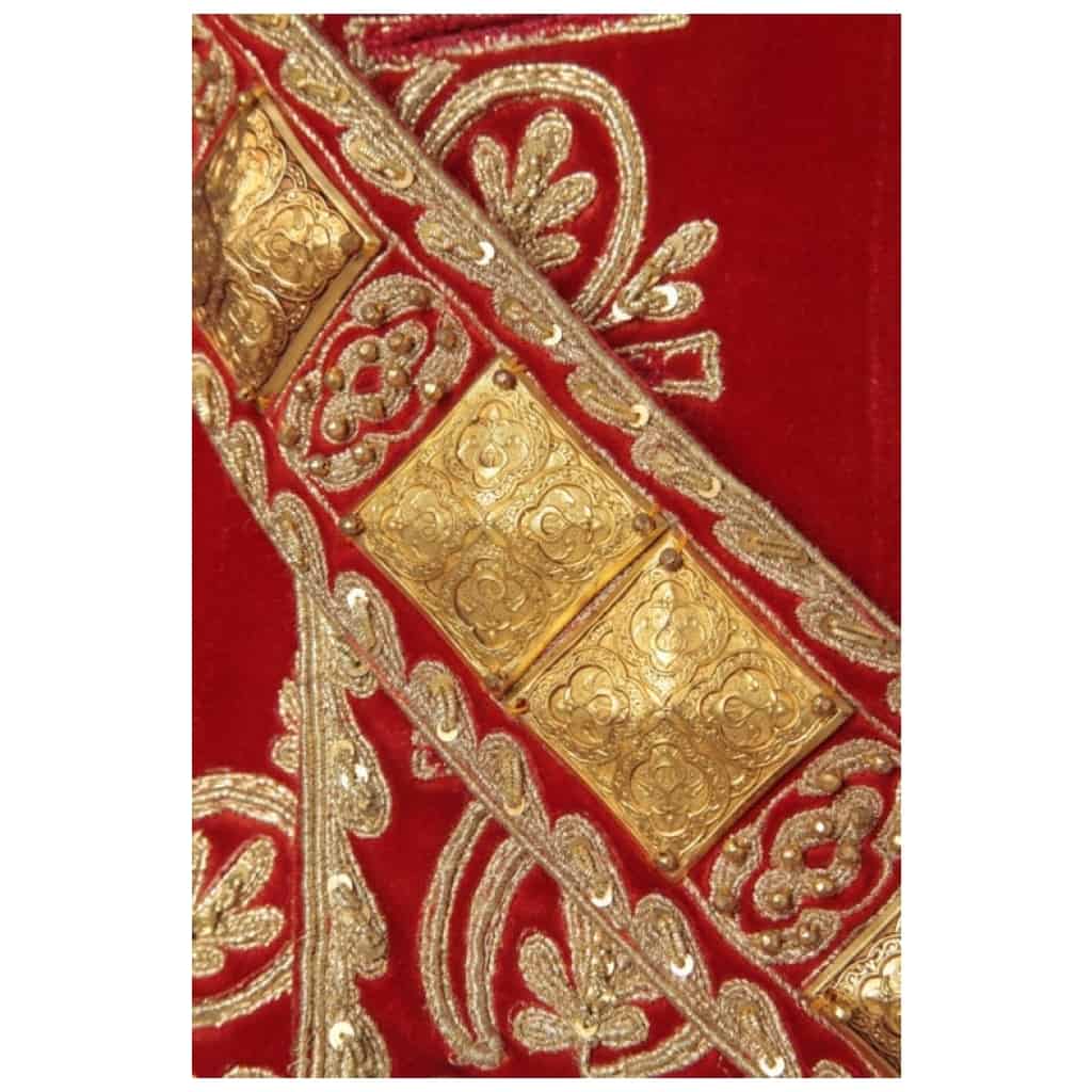 Habit complet du costume de Napoléon en velours rouge brodé or 1987 8