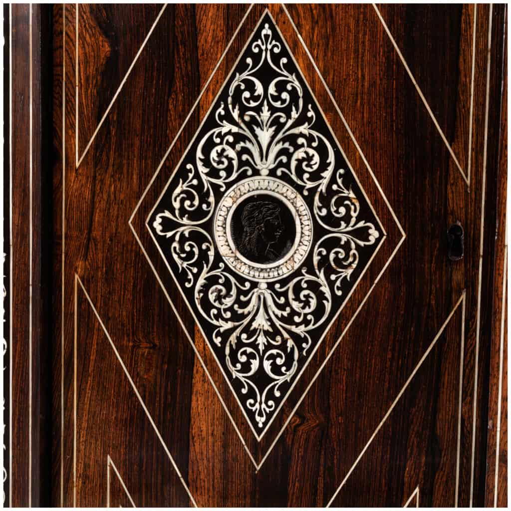 Buffet with two bodies in neo-Renaissance rosewood, XIXand 14