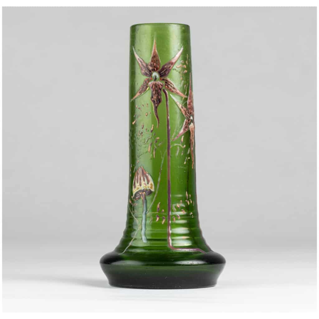 Emile Gallé (1846-1904), tapered glass vase decorated with orchids and mushrooms, XIXe 4