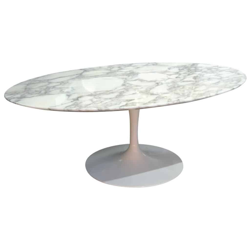 Eero Saarinen & Knoll International "Tulip" Oval coffee Table 3