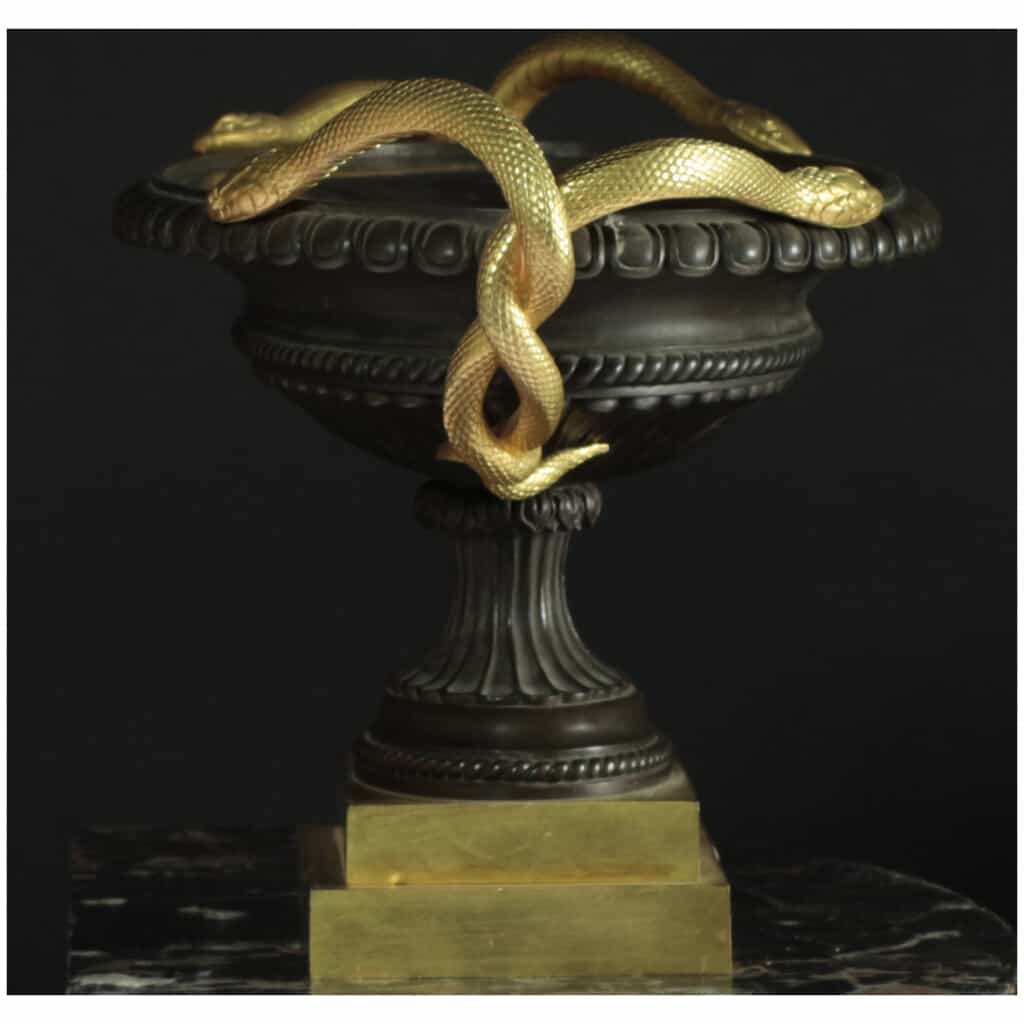 Pendulum with snakes in portor marble and gilt bronze with brown patina, XIXe 6