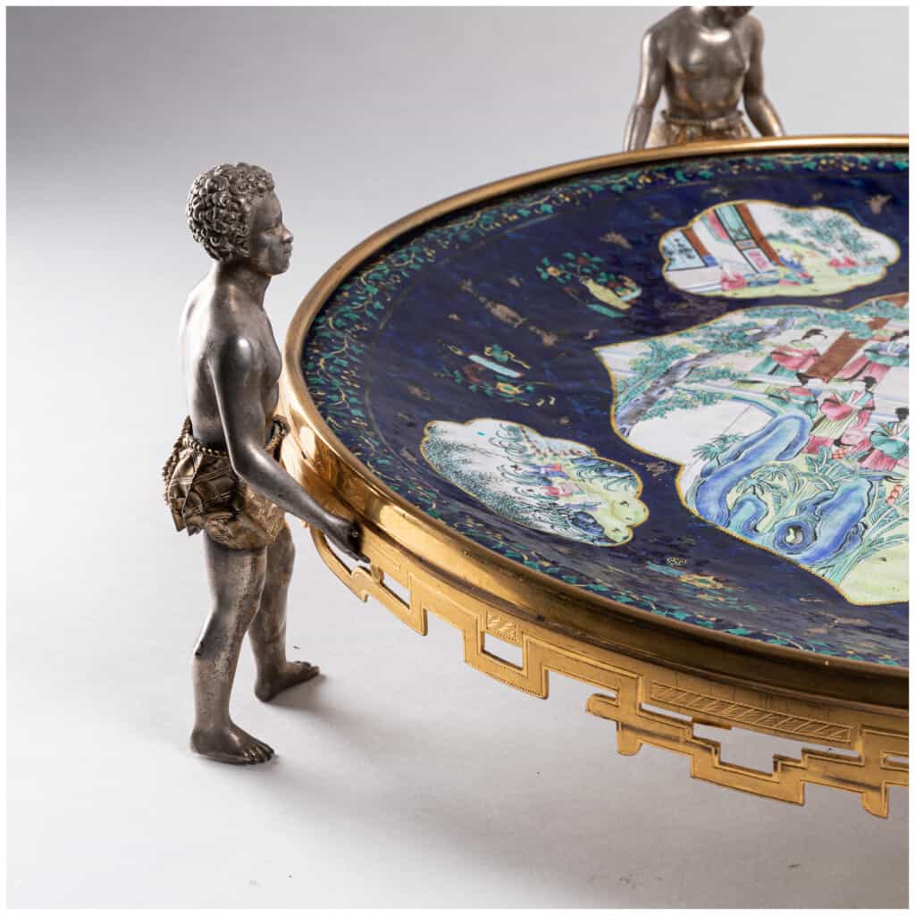 Dish in Canton polychrome enamel adorned with a gilt and silvered bronze mount, XIXe 9