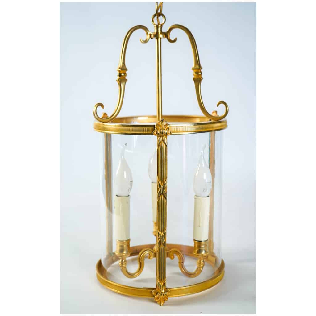 Paire de lanternes de style Louis XVI. 5