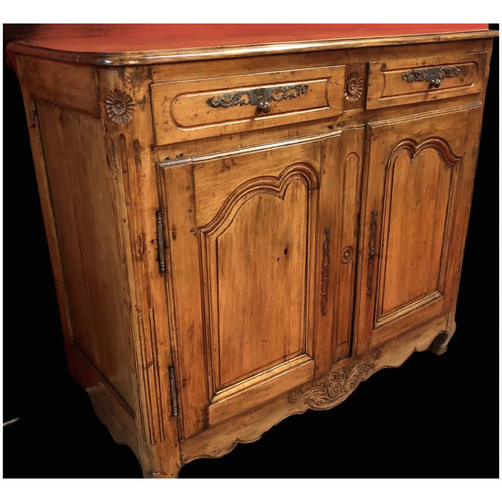 Low sideboard in molded walnut 19th century 11