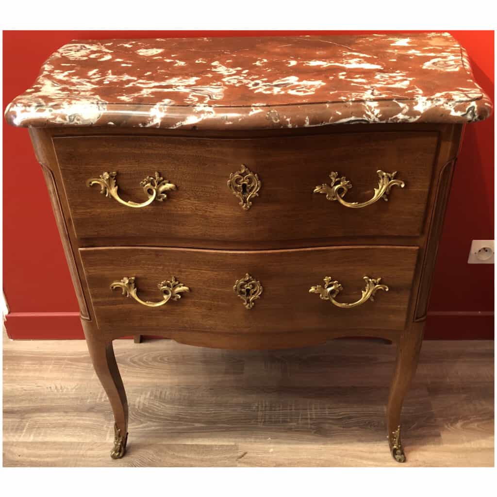 18th century mahogany small sauté-pan with two drawers 5