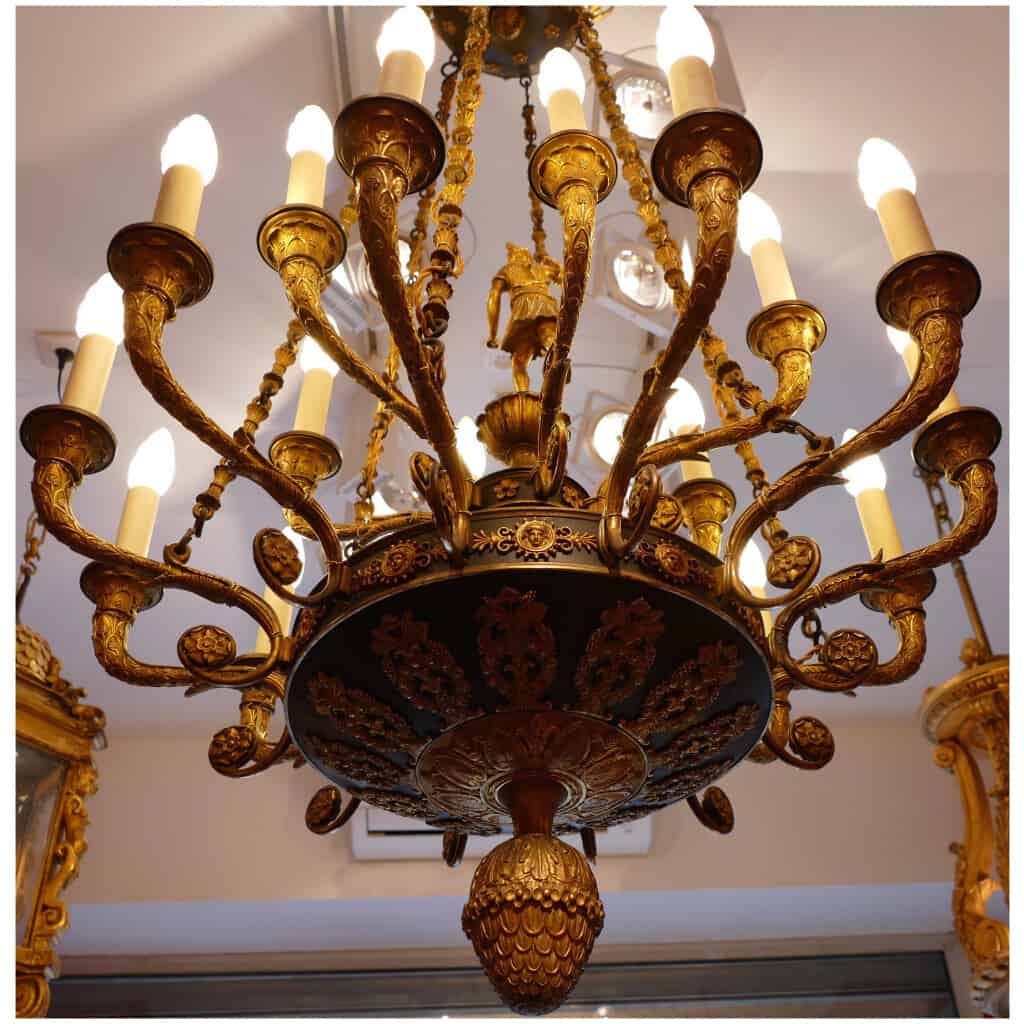 Important 18-light Empire chandelier in chiseled and gilded bronze 13