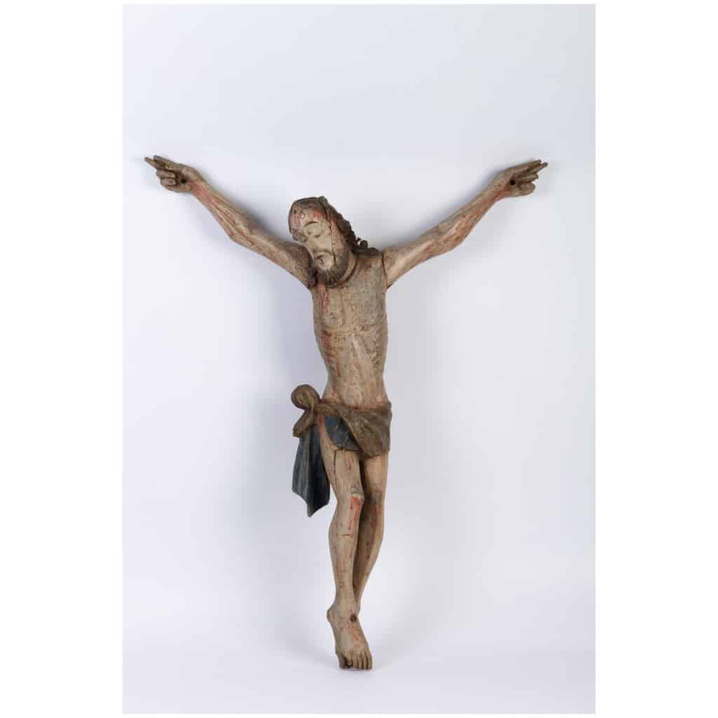 Christ in polychrome wood. 3