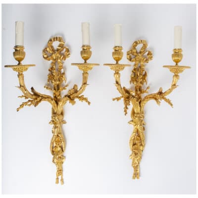 Paire d’appliques de style Louis XVI.