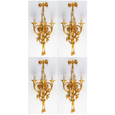 Suite of four important Louis style sconces XVI. 3