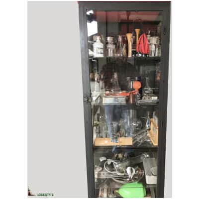 Metal doctor's display case, 50 cm x 40 cm x 167 cm high (mid twentieth)