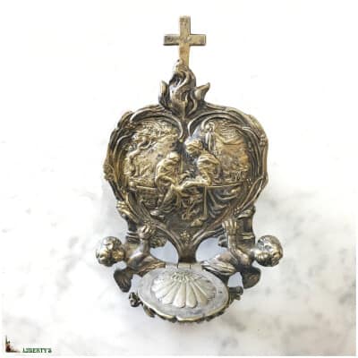 Silvered bronze stoup decorated with shells and cherubs, top. 18cm (End XVIIIe)