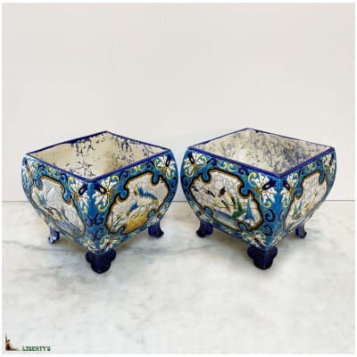 Pair of Emaux de Vieillard Bordeaux bouquetieres, 13 cm x 13 cm (End XIXe) 3