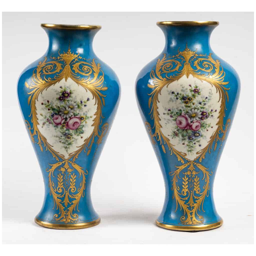 Pair of Celestial Blue St. Sèvres Vases XIXth 4