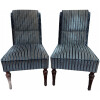 Paire de chaises à dossier crosse en velours rayé bleu 15