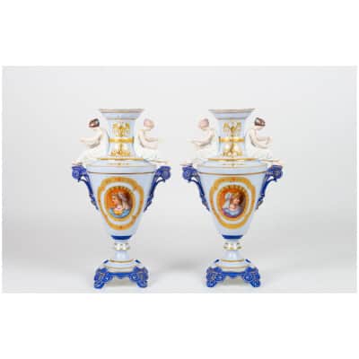 Pair of Vases »The Reading» GIBUS Paris 1870