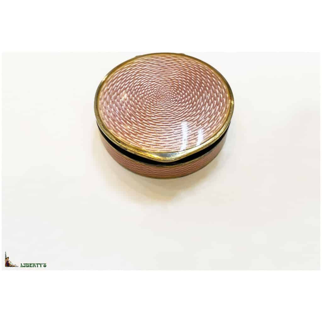 Pillbox in vermeil and pink guilloche enamel, diam. 4.5 cm (Deb. XXth) 3