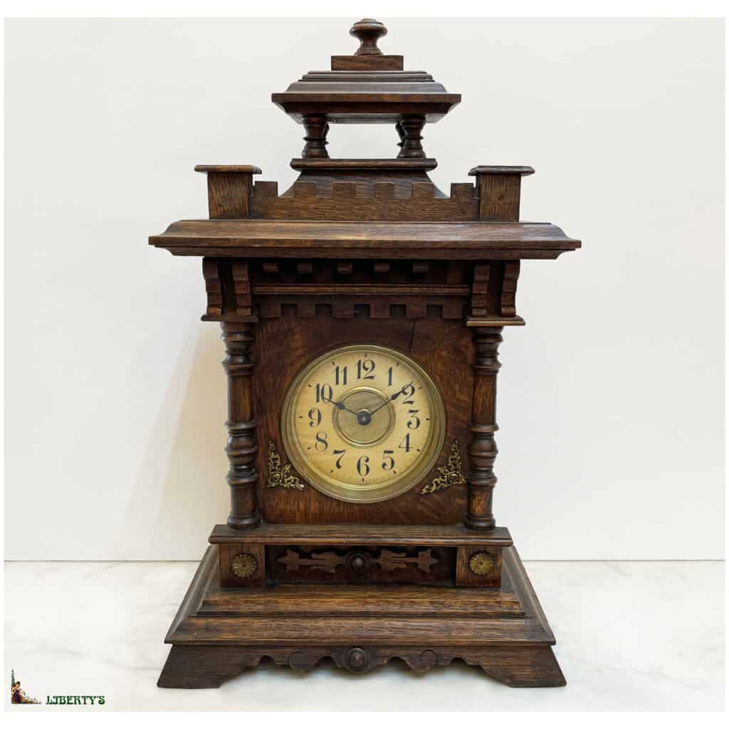 Wooden clock with music box, top. 39cm, (End XIXe) 3