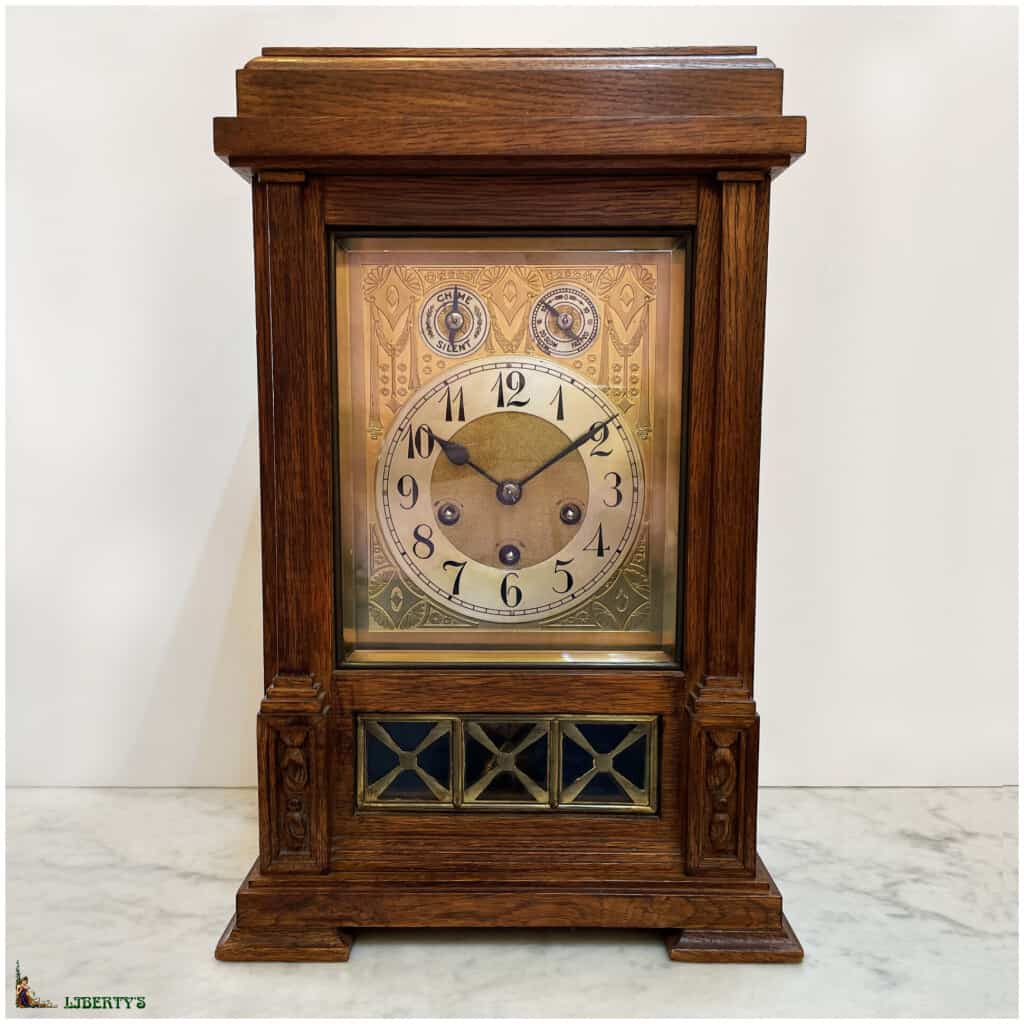Wood clock with Westminster sound striking at the half and quarter hours, from Junghans, high. 41.5 cm, (Deb XXth) 3