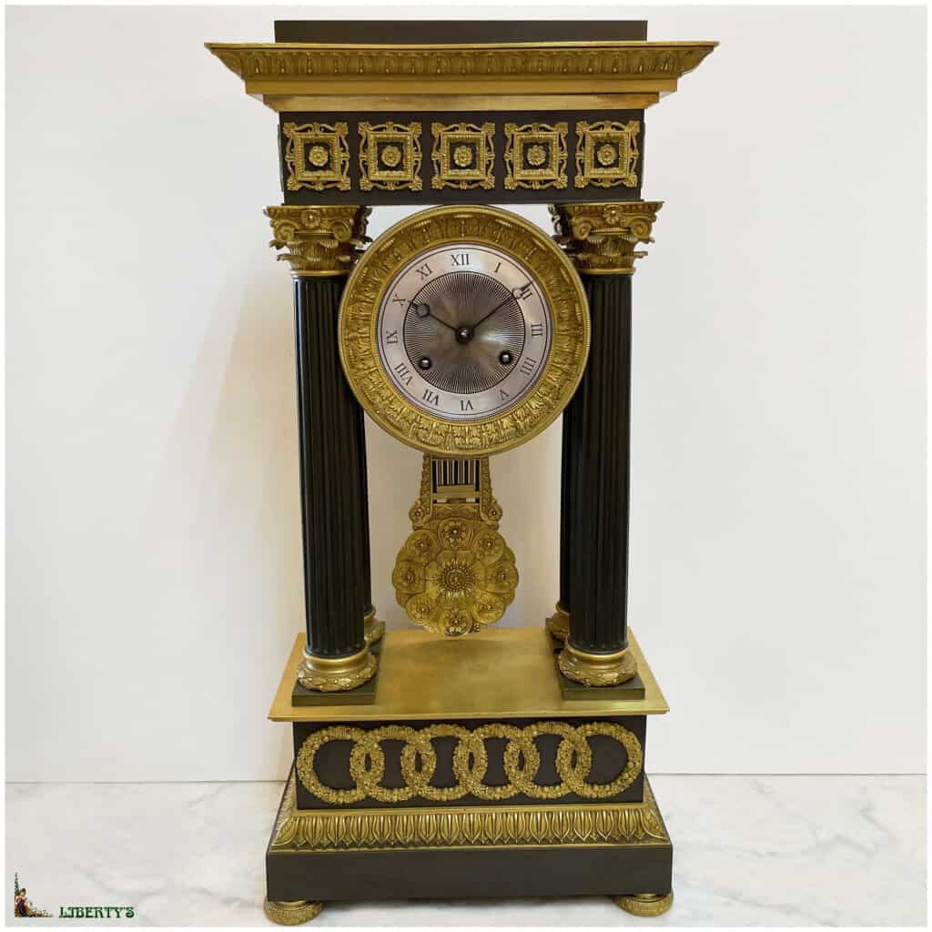 Gantry regulator in gilt bronze with mercury and patina, compensated balance, high. 52.5 cm, (1840-1850) 3