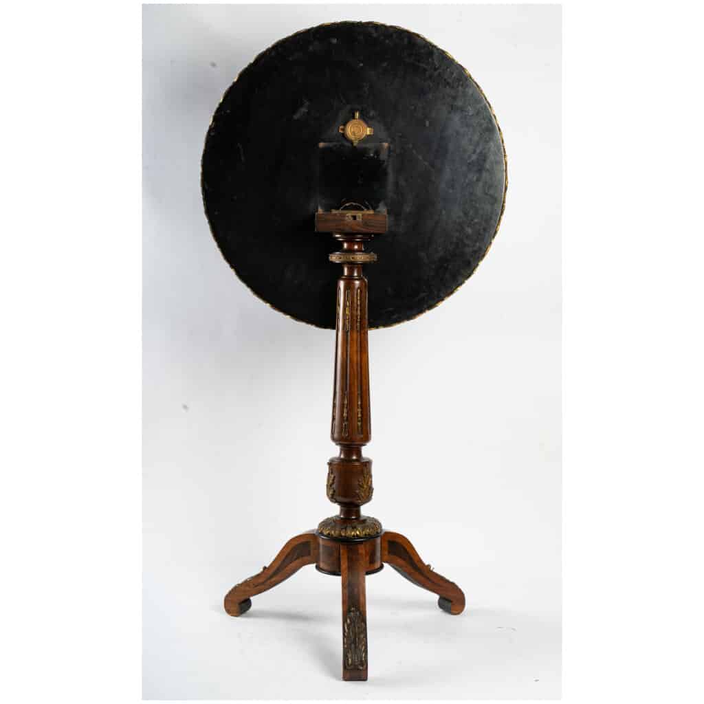 Tripod pedestal table with tilting top (Napoleon III) 5