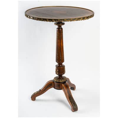 Tripod pedestal table with tilting top (Napoleon III)