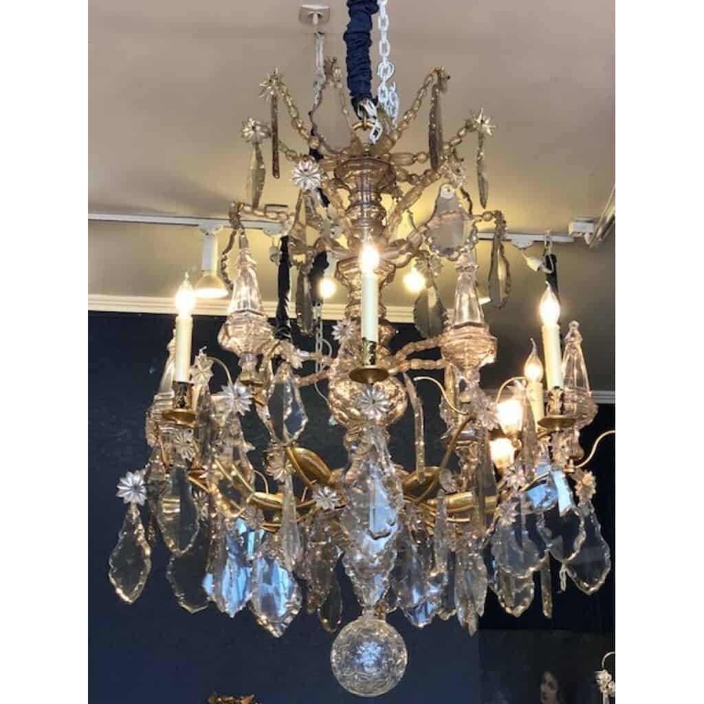 Large Louis XV style chandelier. 3