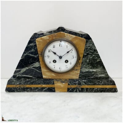 Art-Deco marble clock, width. 38.5 cm (1920-1930)