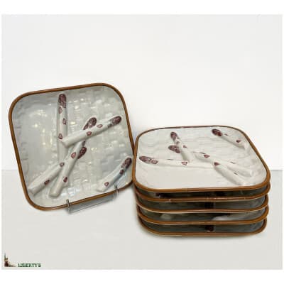 Suite of 6 square asparagus plates with slip from Gallé for St Clement, 20.5 cm x 20.5 cm, (End XIXe)