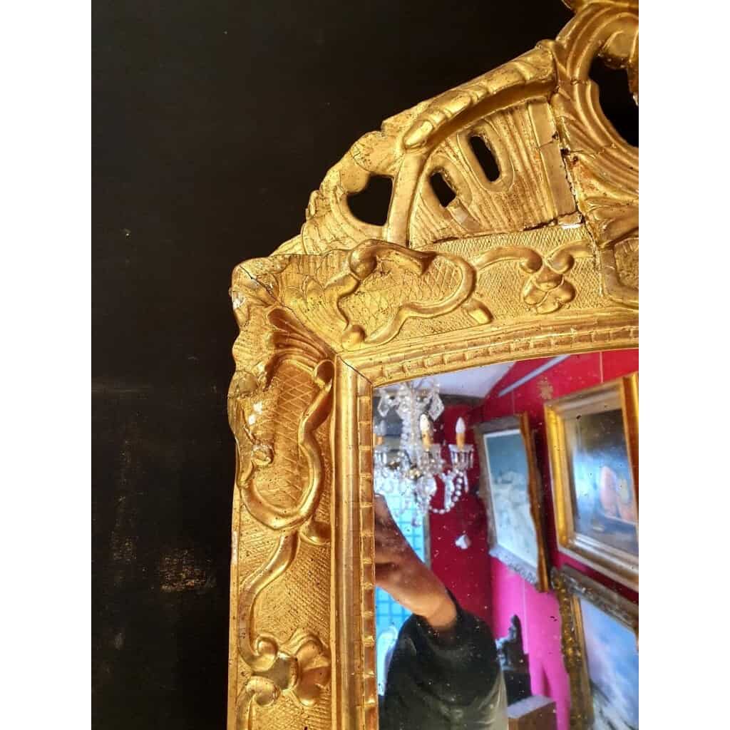 Miroir à Fronton Époque Régence – Décors Florale – Bois Sculpté Doré – 18ème 4