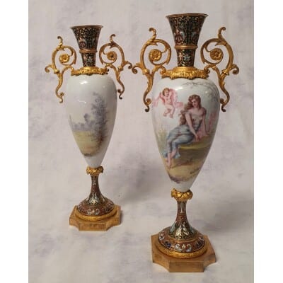 Paire De Vases Signés Sylvi – Porcelaine De Sèvres & Bronze Doré – 19ème