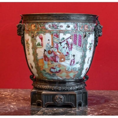 Cache Pot in CANTON (XIXth century)