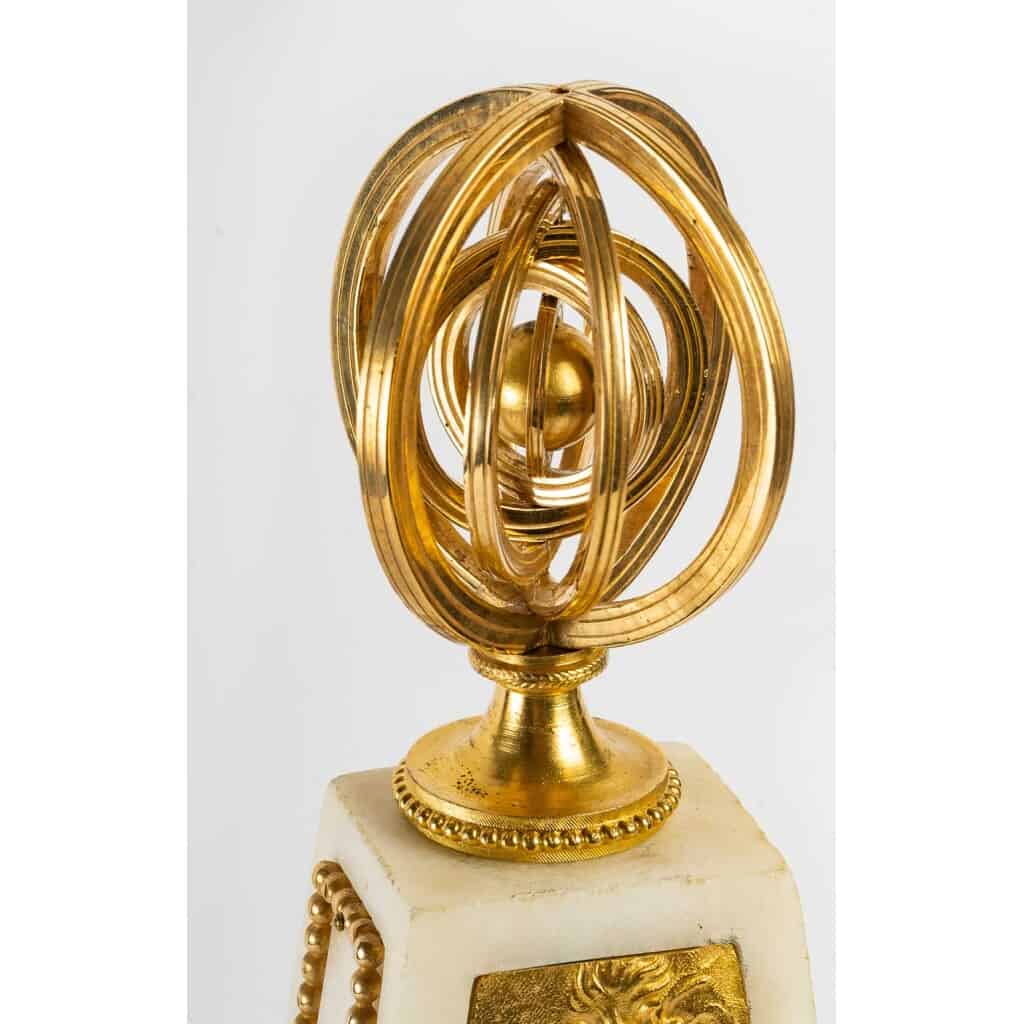 Pendule obélisque d’époque Louis XVI (1774 – 1793). 8