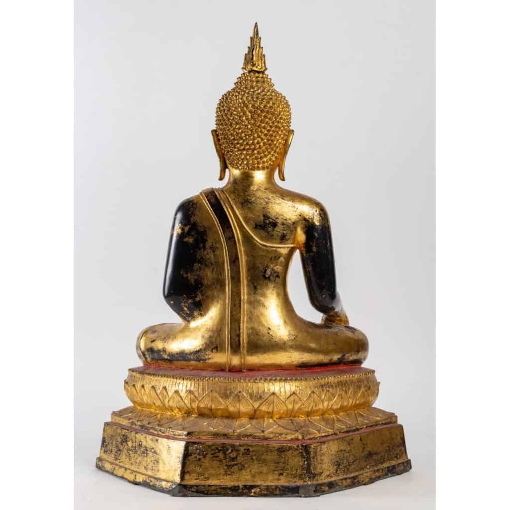 Bronze Buddha. 9