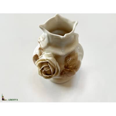 Rudolstald porcelain vase with rose, high. 9cm (End XIXe)