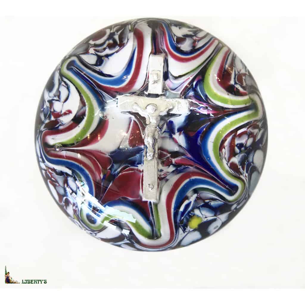 Paperweight ball with Chênée crucifix sulphide, diam. 95 mm x height. 46 mm, Deb. XXth 3