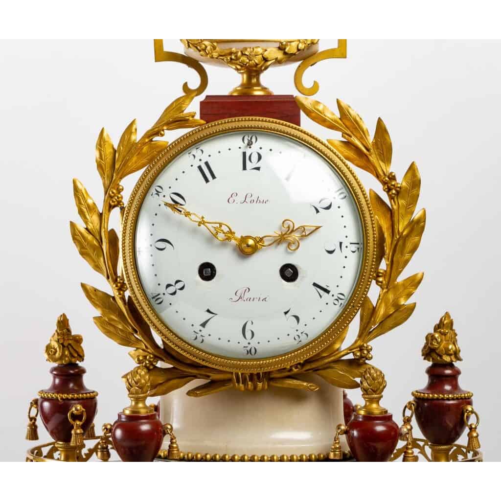 Louis style clock XVI. 4