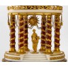 Pendule de style Louis XVI. 21