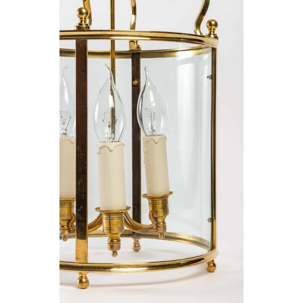 Paire de lanternes de style Louis XVI. 8