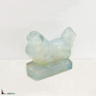 Sujet pekinois en verre opalescent de Sabino, larg. 9 cm (Mi XXe) 3