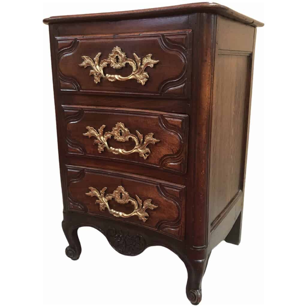 Petite Commode Trois Tiroirs En Noyer Et Chêne 18ème Siècle 13