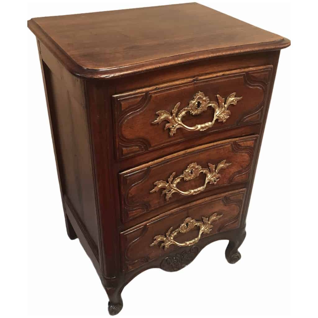 Petite Commode Trois Tiroirs En Noyer Et Chêne 18ème Siècle 8