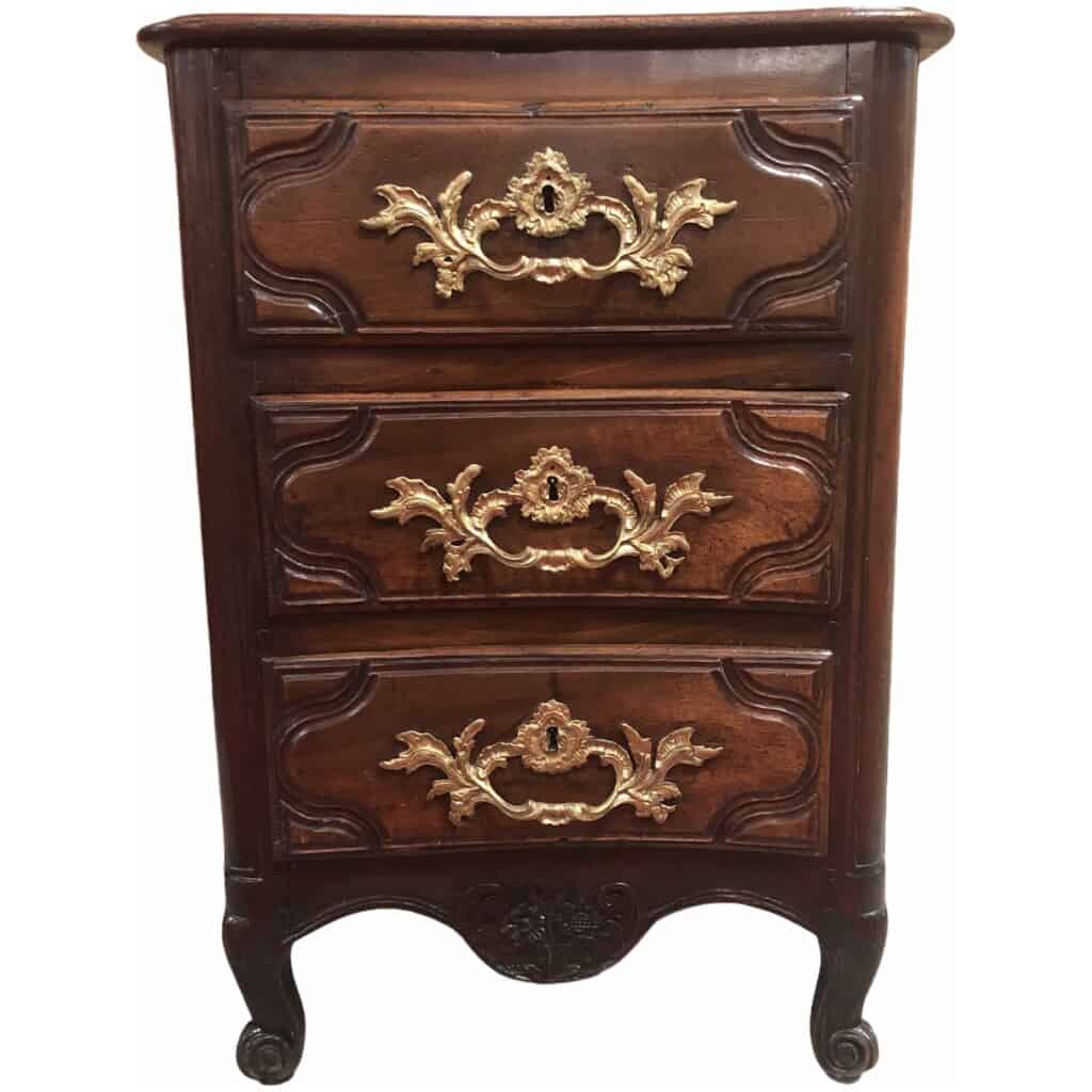 Small chest of drawers three drawers in walnut and oak 18th century 3