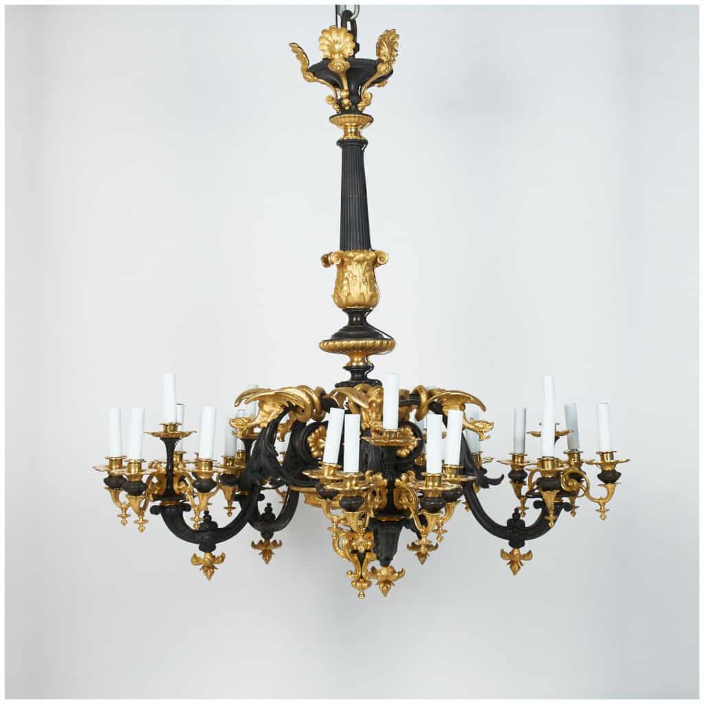 Spectacular chandelier with 5 bronze dragons with double patina, XIXand 3
