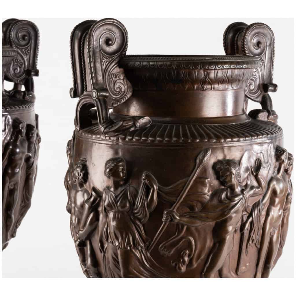 Ferdinand Barbedienne (1810-1892), Pair of bronze cassolettes on a black marble base, XIXe 12