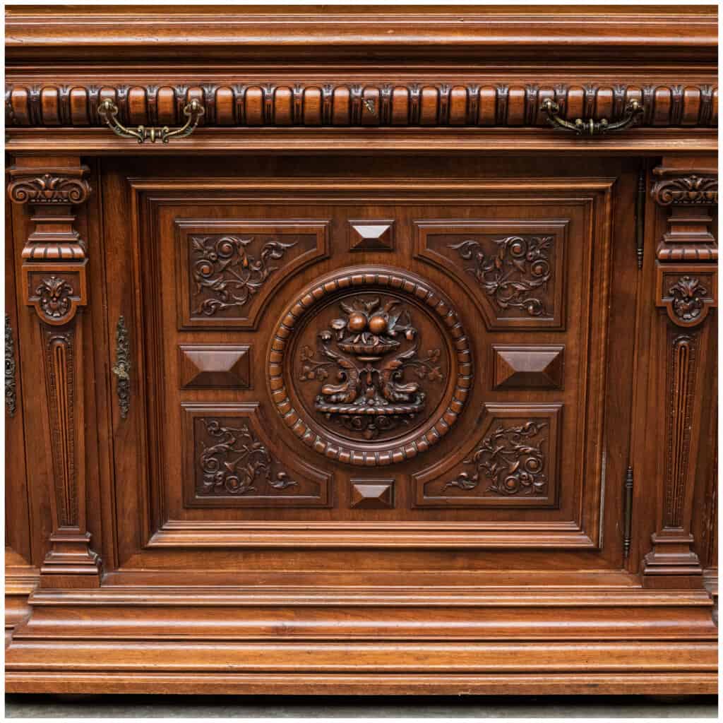 Neo-renaissance dining room in carved walnut, XIXe 13
