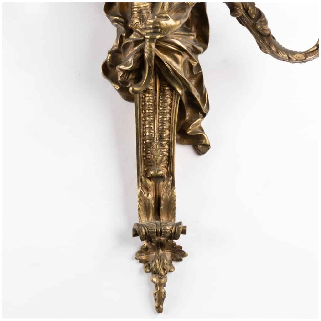 Paire d’appliques aux soldats en bronze doré, XIXe 14