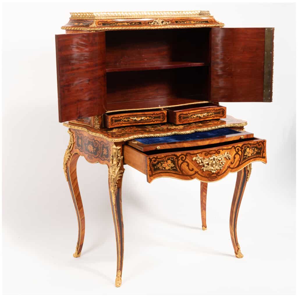 Bonheur du jour in Louis XV style in precious wood marquetry, XIXe 5