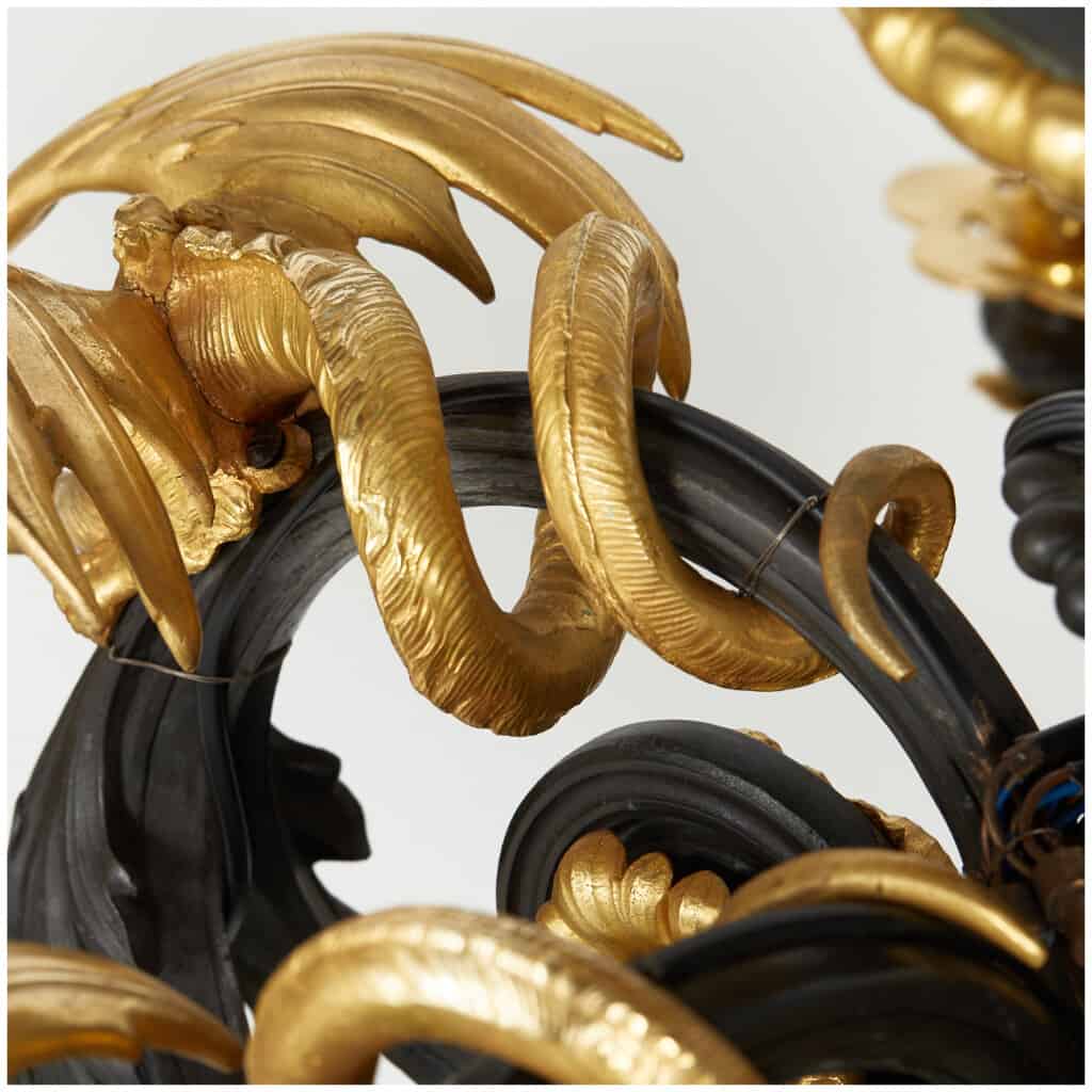 Spectacular chandelier with 5 bronze dragons with double patina, XIXand 6