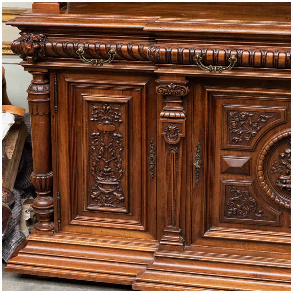Neo-renaissance dining room in carved walnut, XIXe 11