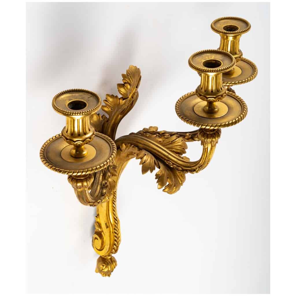 Series of four Transition style sconces in gilded bronze. XIX th century. 7